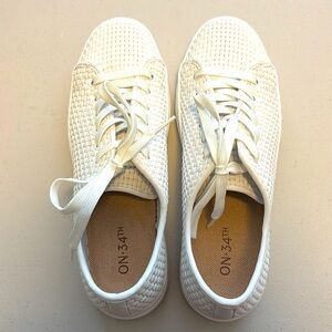 Sneakers- brand new- never worn